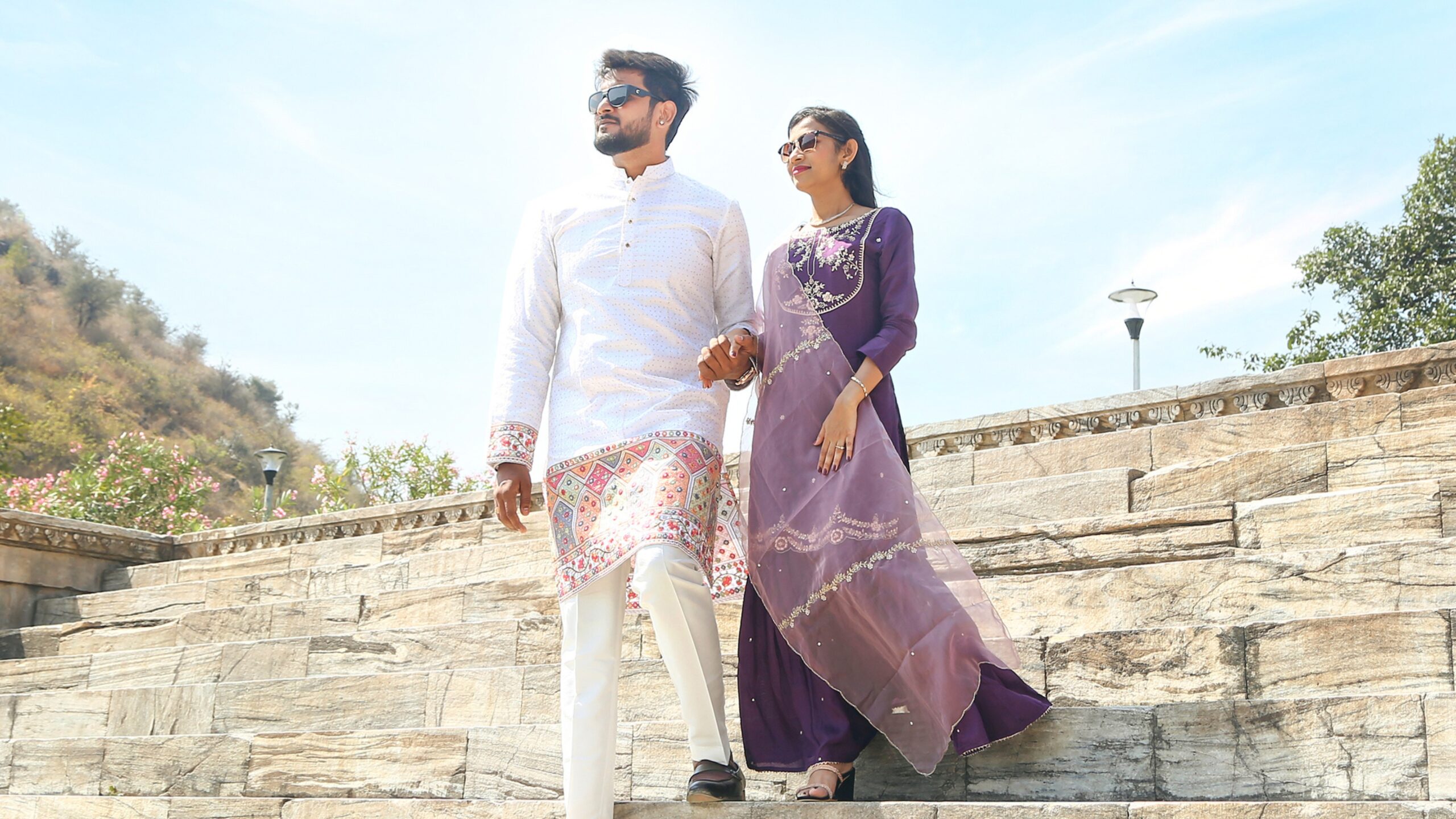 camera-shy couples || wedding photography for shy couples || Candid photography || couple photo shoot tips || photography for camera shy couples